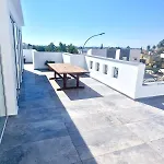 Sea View Penthouse Appartement *