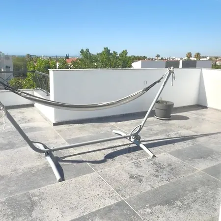 Апартаменты Sea View Penthouse *