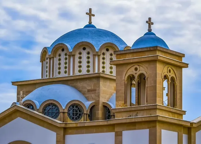 Sea View Penthouse Ларнака